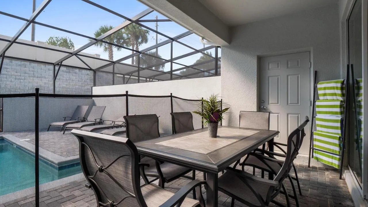 Bsv201 Paradise Five Bed In Windsor Island Davenport Holiday home